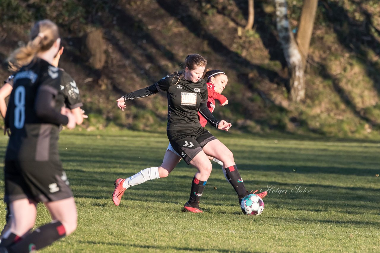 Bild 304 - F Rot Schwarz Kiel - SV Henstedt Ulzburg 2 : Ergebnis: 1:1